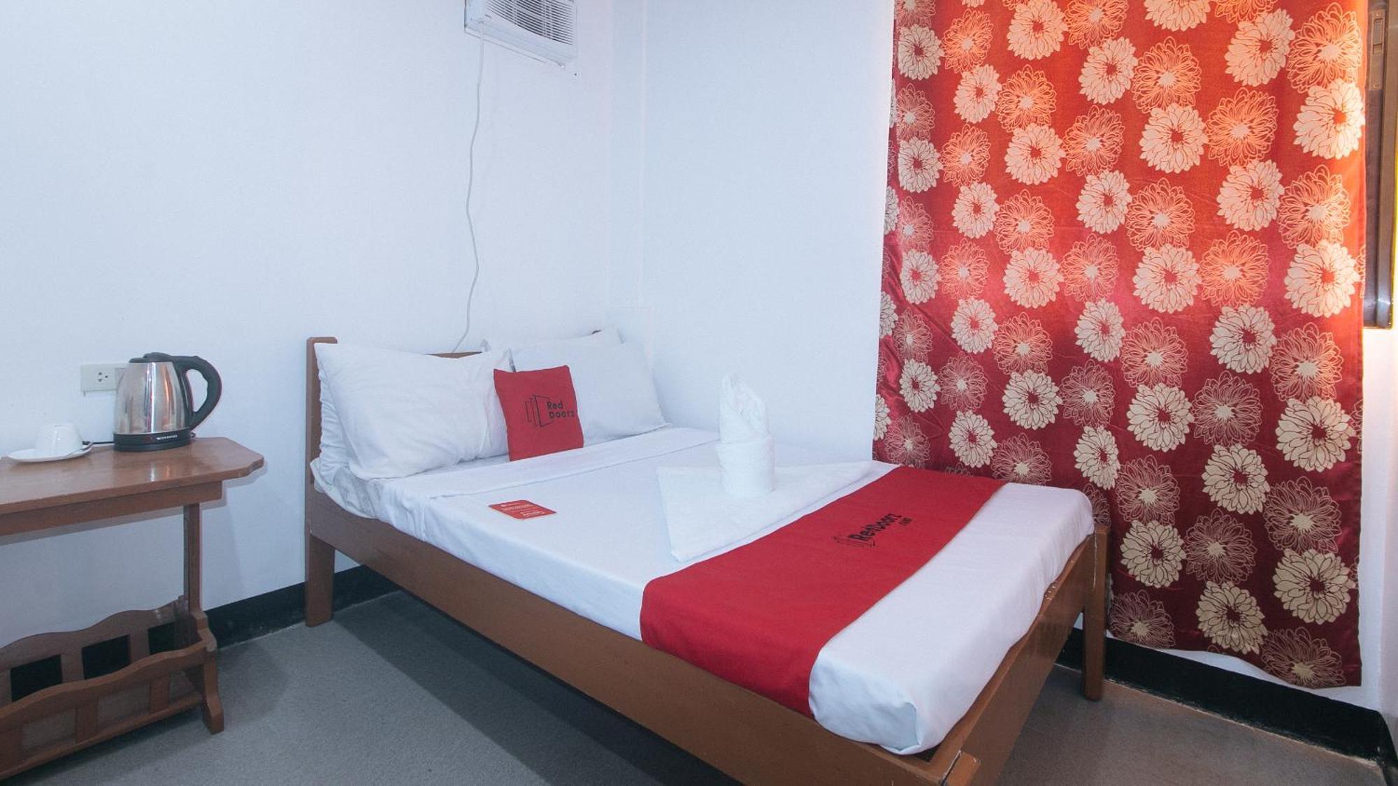 Reddoorz @ Lualhati Garden Cottage El Nido Palawan Exterior photo